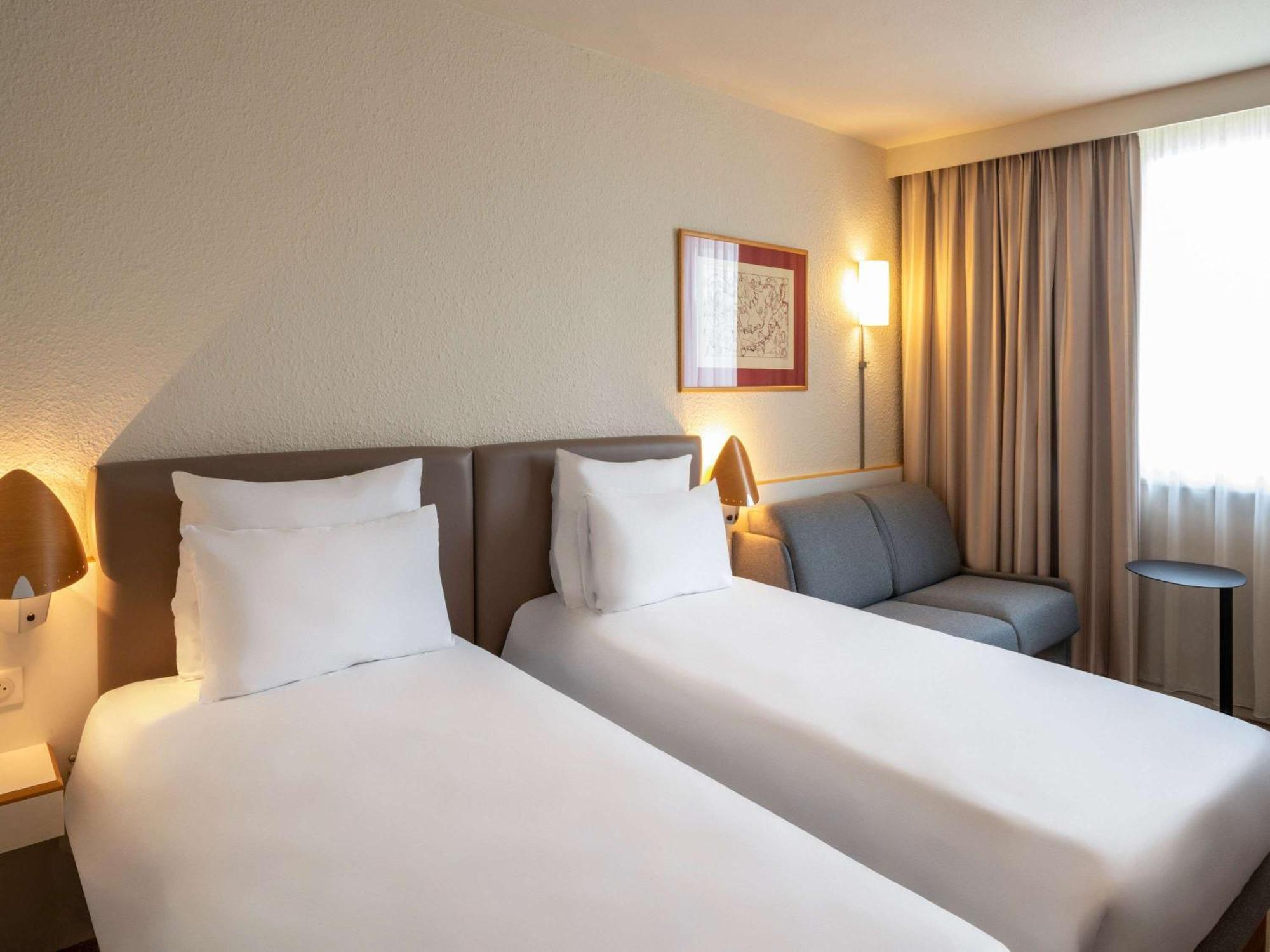 Hotel Novotel Evry Courcouronnes Eksteriør billede