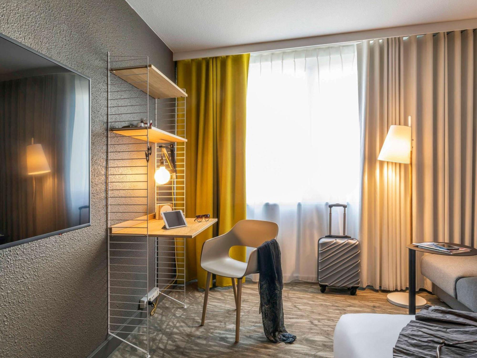 Hotel Novotel Evry Courcouronnes Eksteriør billede