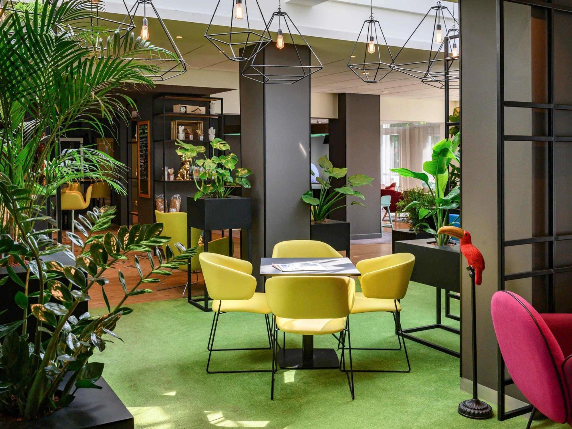 Hotel Novotel Evry Courcouronnes Eksteriør billede