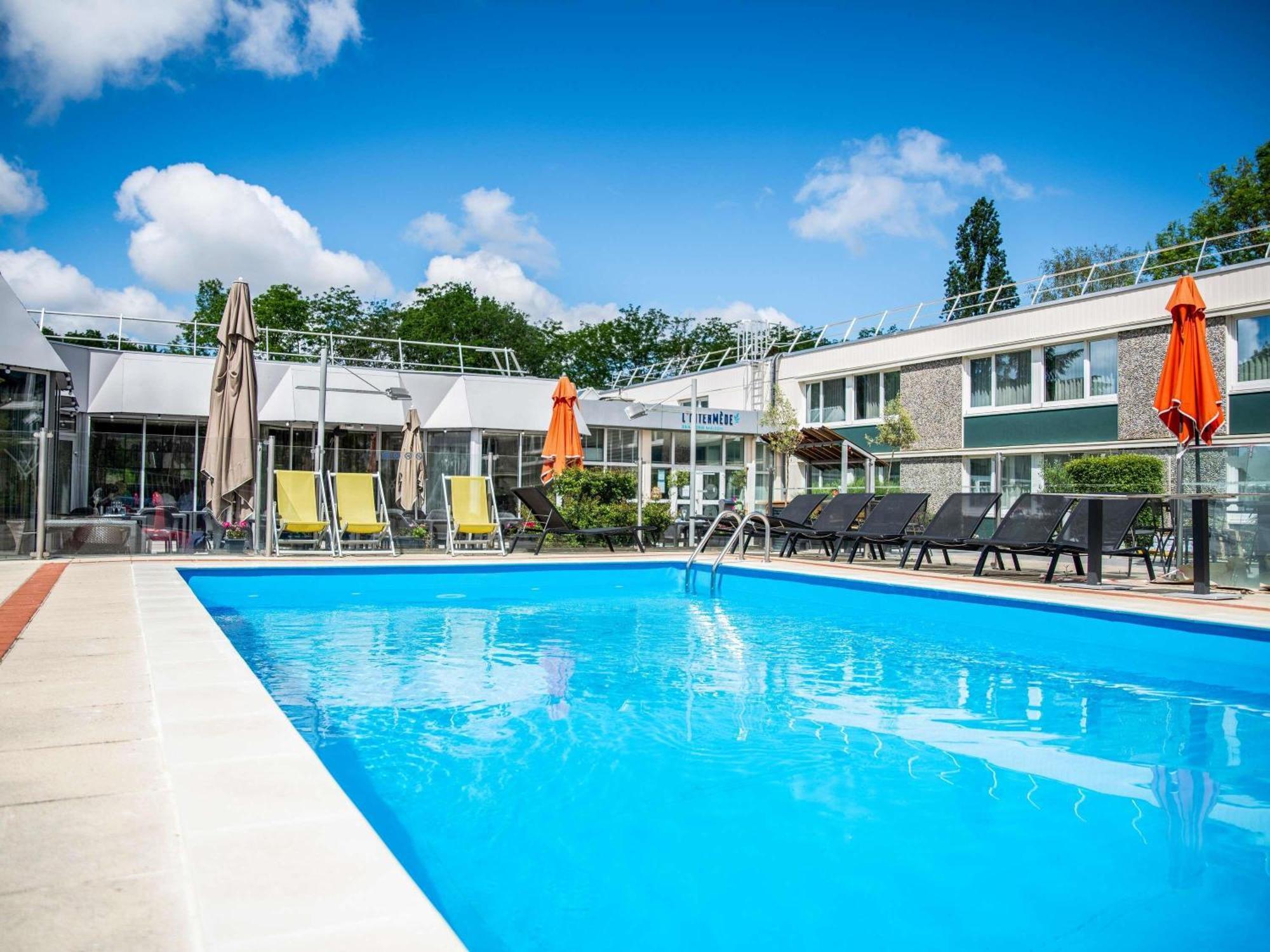 Hotel Novotel Evry Courcouronnes Eksteriør billede