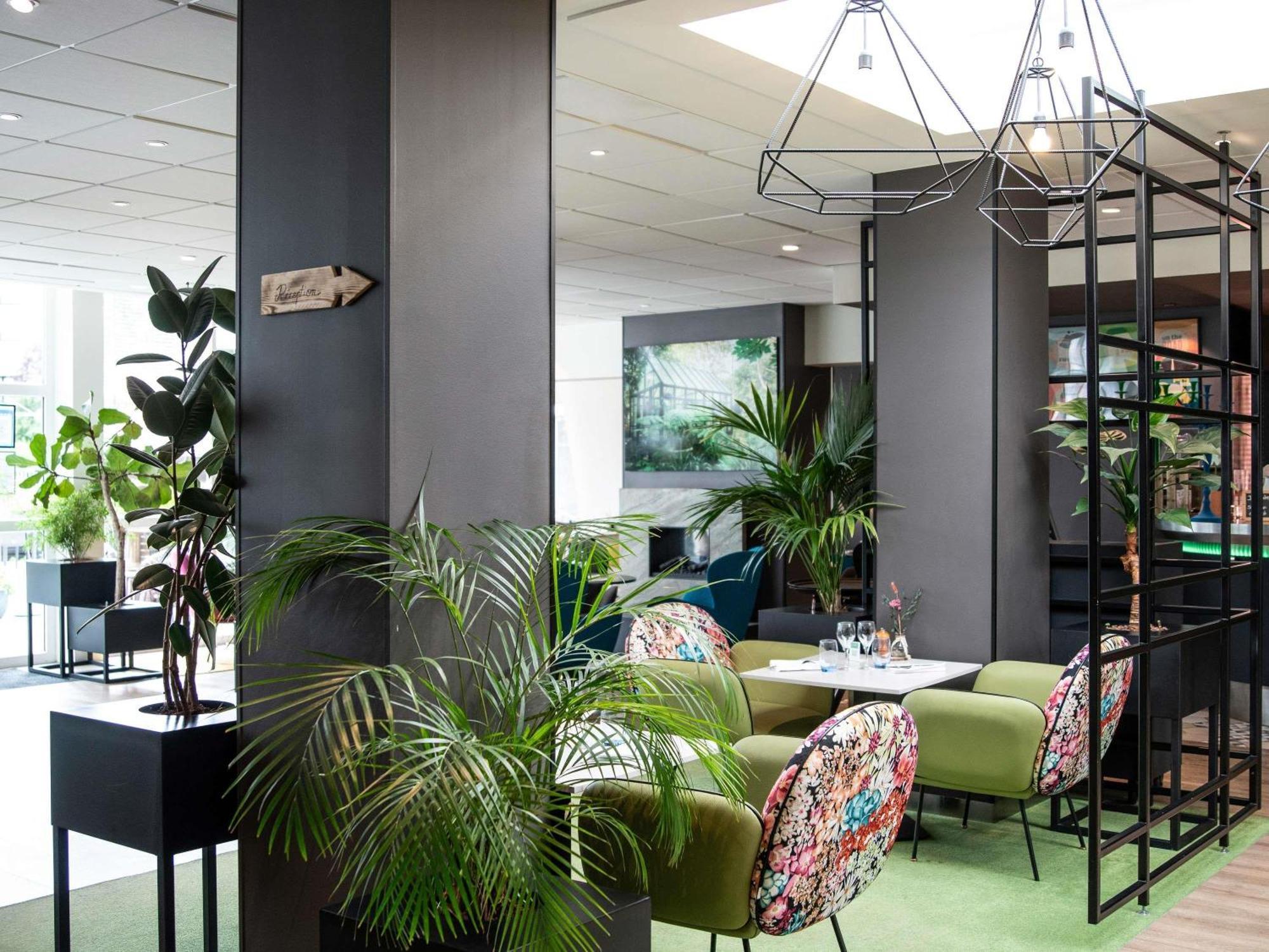 Hotel Novotel Evry Courcouronnes Eksteriør billede