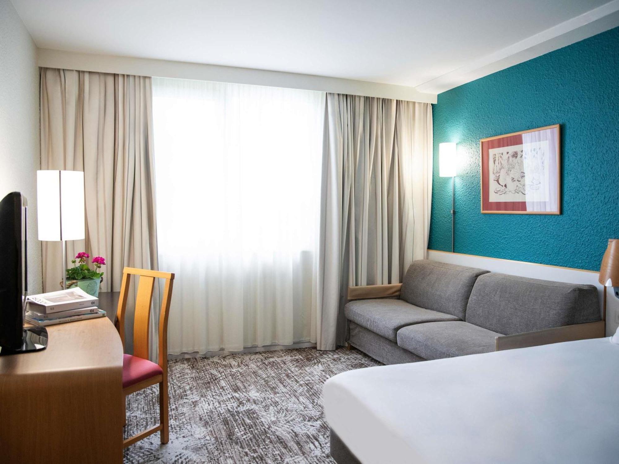 Hotel Novotel Evry Courcouronnes Eksteriør billede